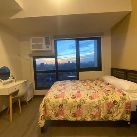 Aparthotel Cozy Fully Furnished Qc Studio With Skyline View Quezon City Exteriér fotografie